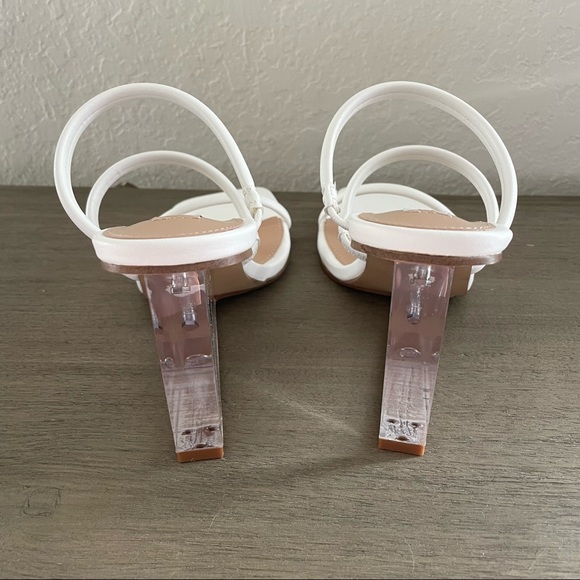 NIB Steve Madden Lunette White Strappy Clear Wedge Heels Sandals, Size 7 - Picture 3 of 9